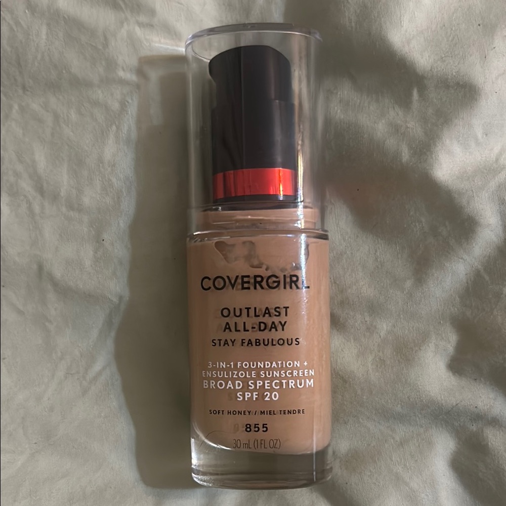 COVERGIRL Tan Foundation Liquid Medium Coverage